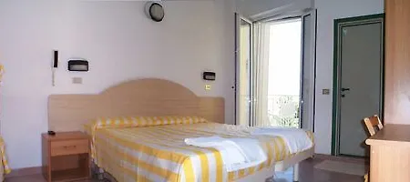 Hotel Corallo 3*