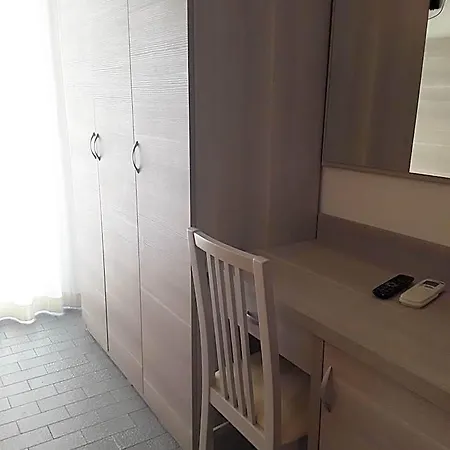Corallo 3* غاتيو أ ماري